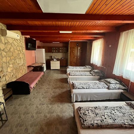 Tiszavirag Apartman Tiszakeszi Exterior foto
