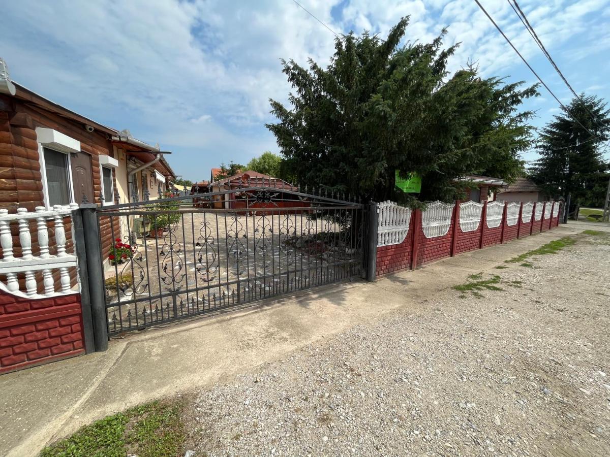 Tiszavirag Apartman Tiszakeszi Exterior foto
