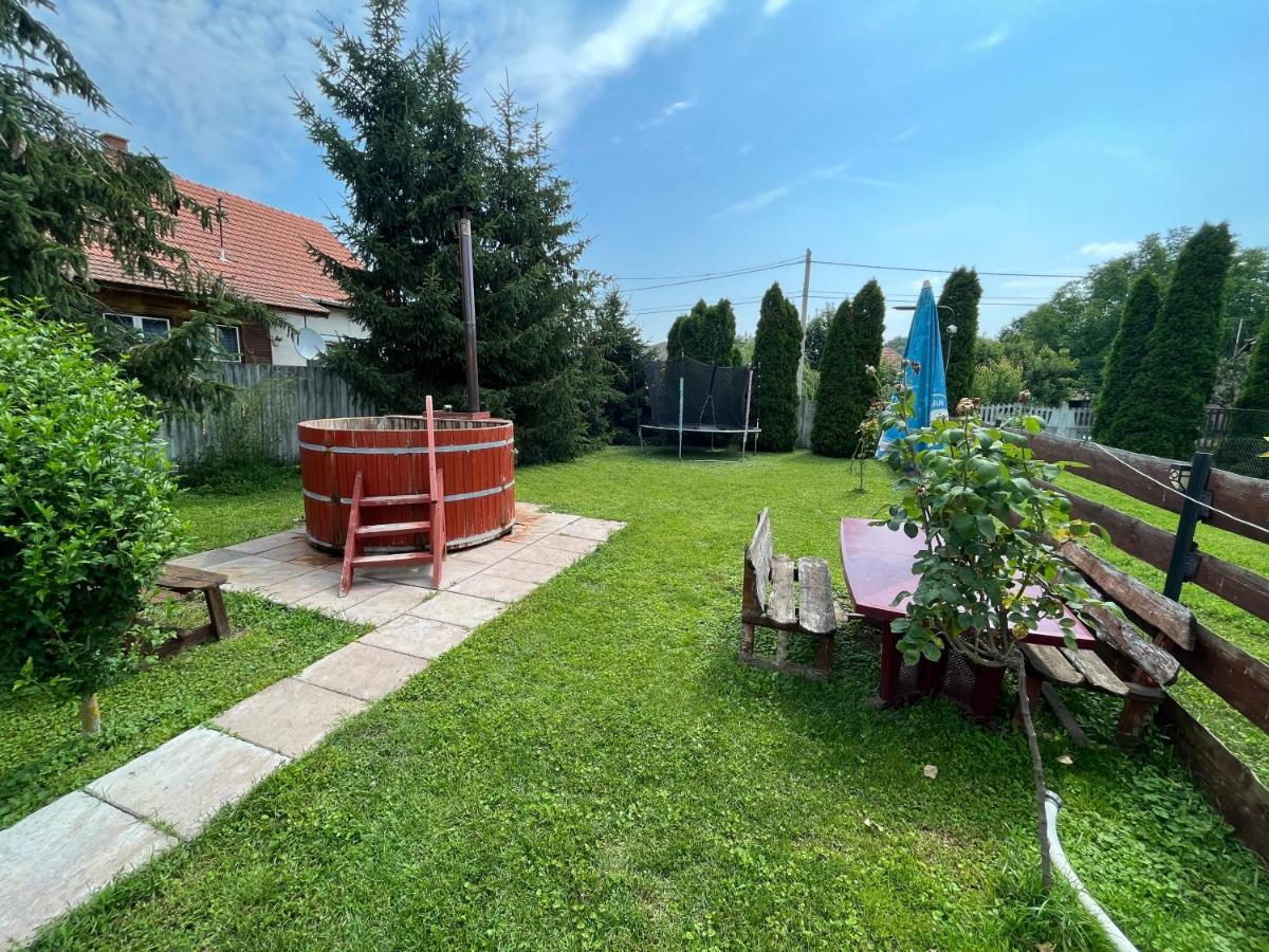 Tiszavirag Apartman Tiszakeszi Exterior foto